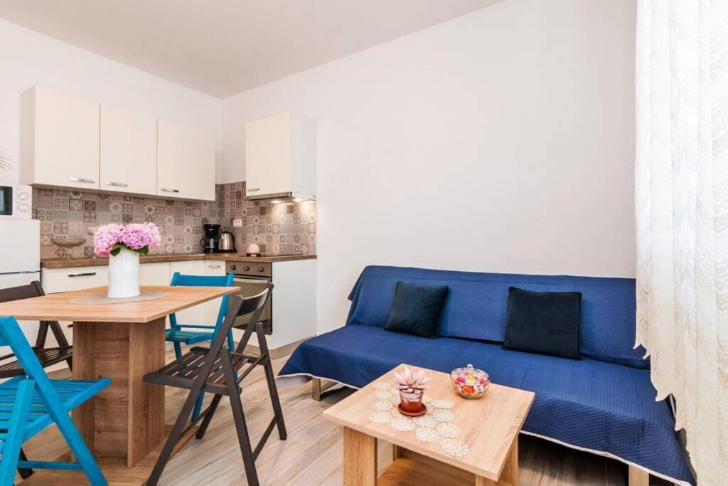 Premium Apartment Nera Zara Esterno foto